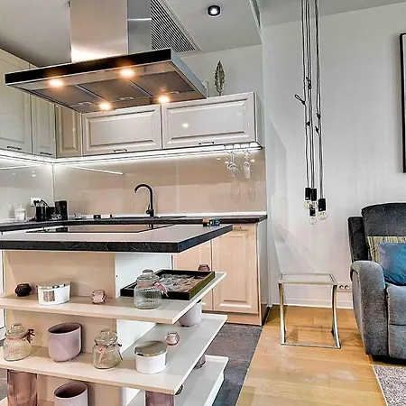 Panorama Loft 5 Star Location, Queen Bed, Views Bukarest