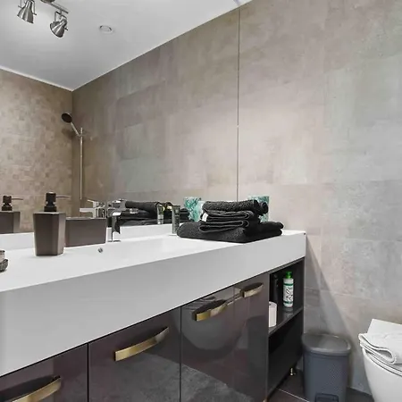 Panorama Loft 5 Star Location, Queen Bed, Views Apartman *