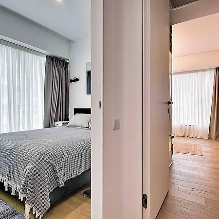 Panorama Loft 5 Star Location, Queen Bed, Views Apartman Bukarest